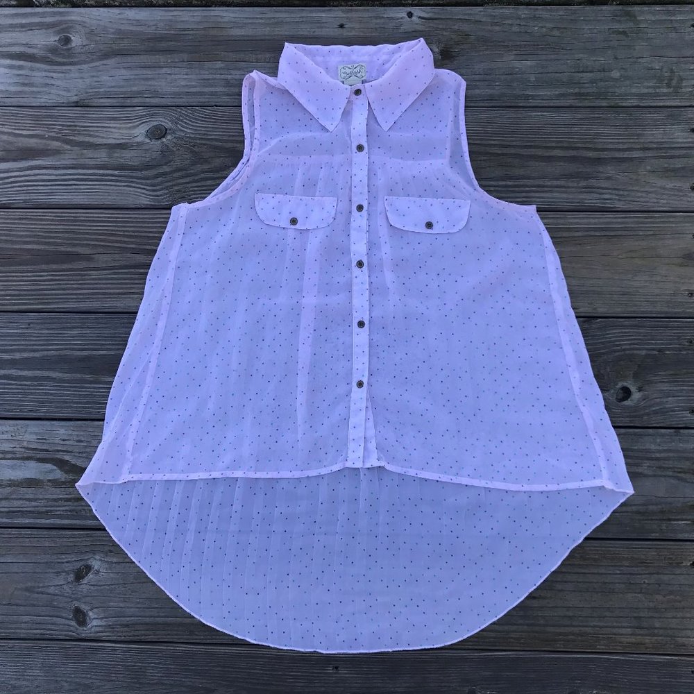 Eyelash Couture Women Top Sleeve less Button Down - Picture 2 of 8